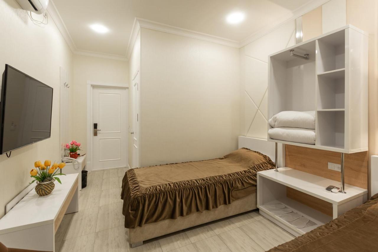 Tantana Hotel Fergana Eksteriør bilde
